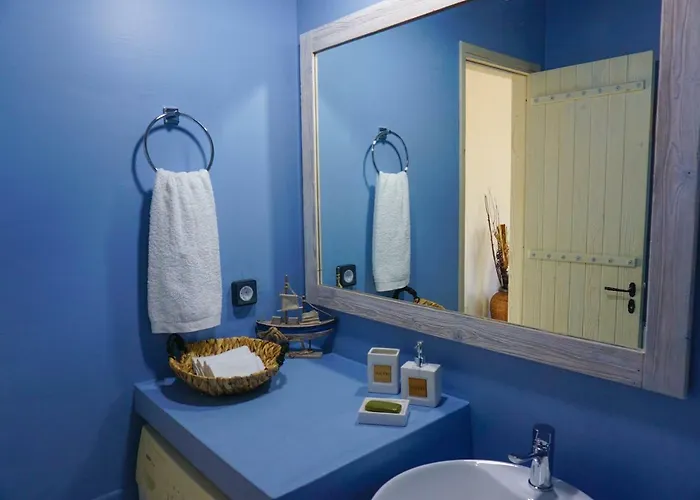 Villa Anio - Rustic Modern With Sea And Mountain View Terrace Svoronata